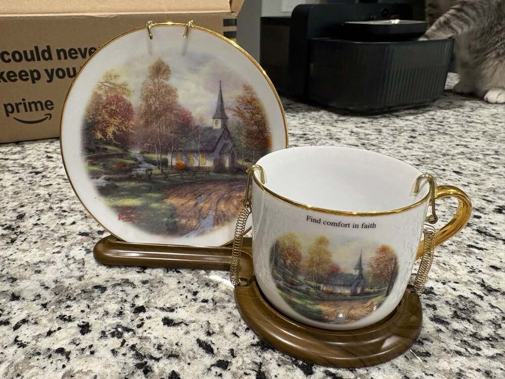 Thomas Kinkade The Aspen Chapel Cup and Plate Set with Stand Teleflora